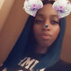 Meet your Posher, Dannielle